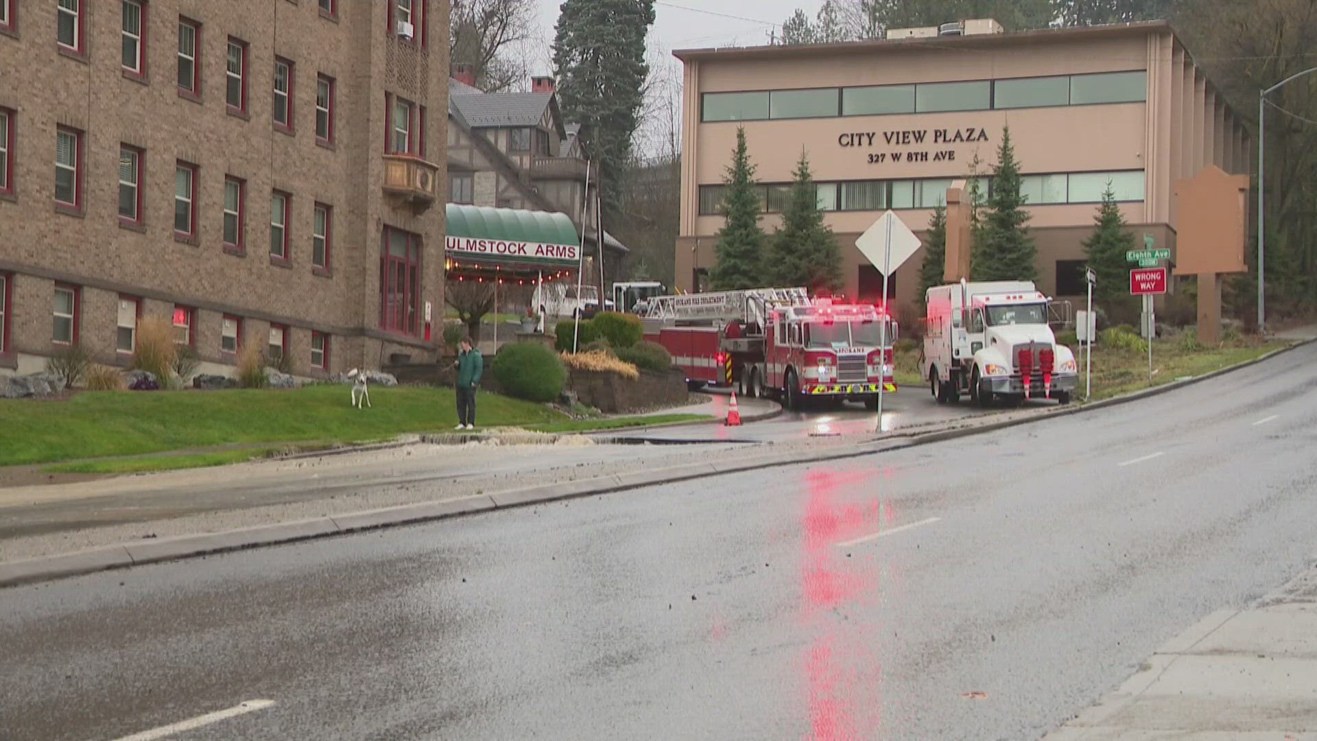 Traffic alert: Water main break forcing detours near South Washington ...