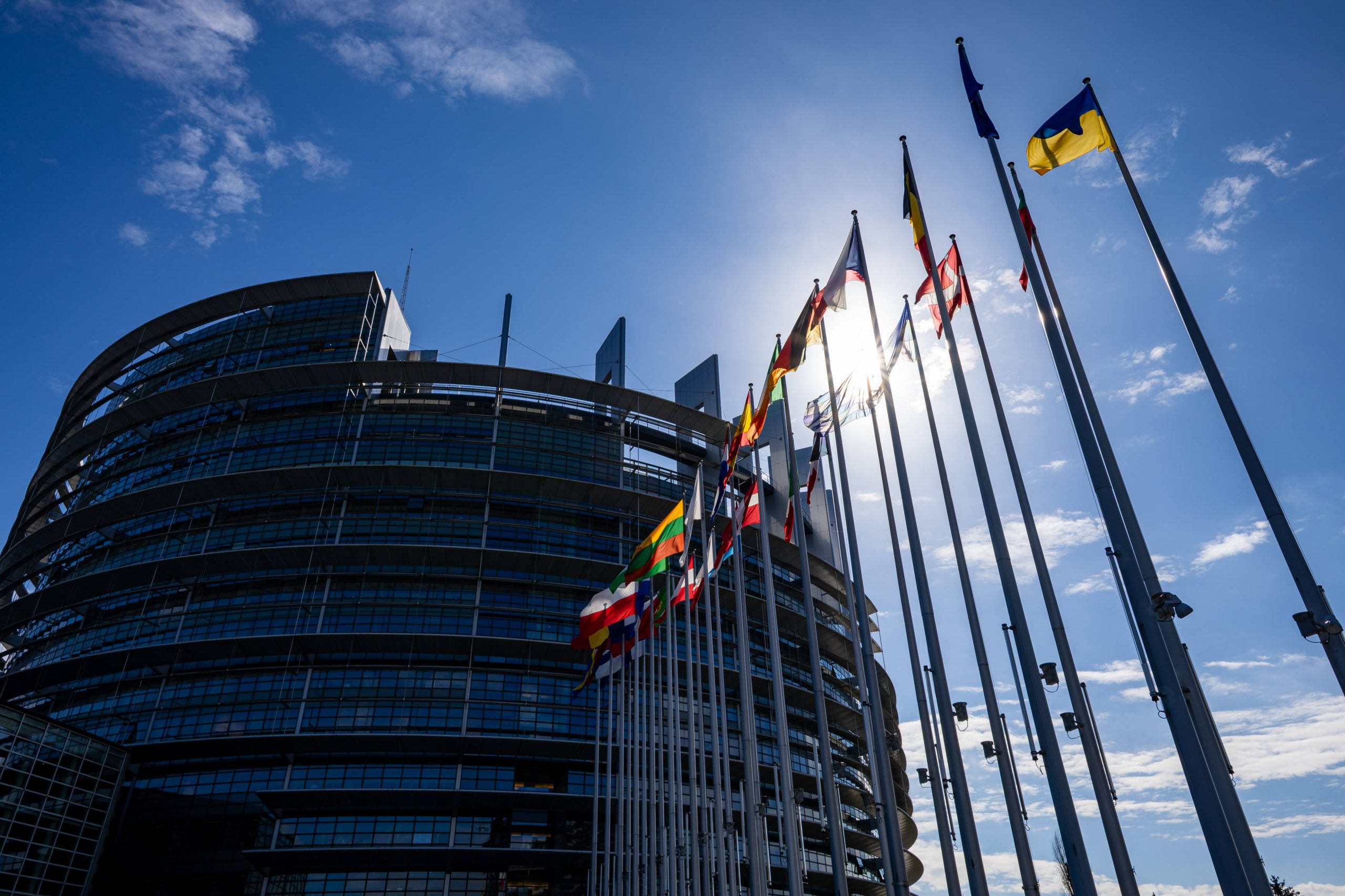 Bilancio, clima e tensioni globali, è scontro tra Europarlamento e ...
