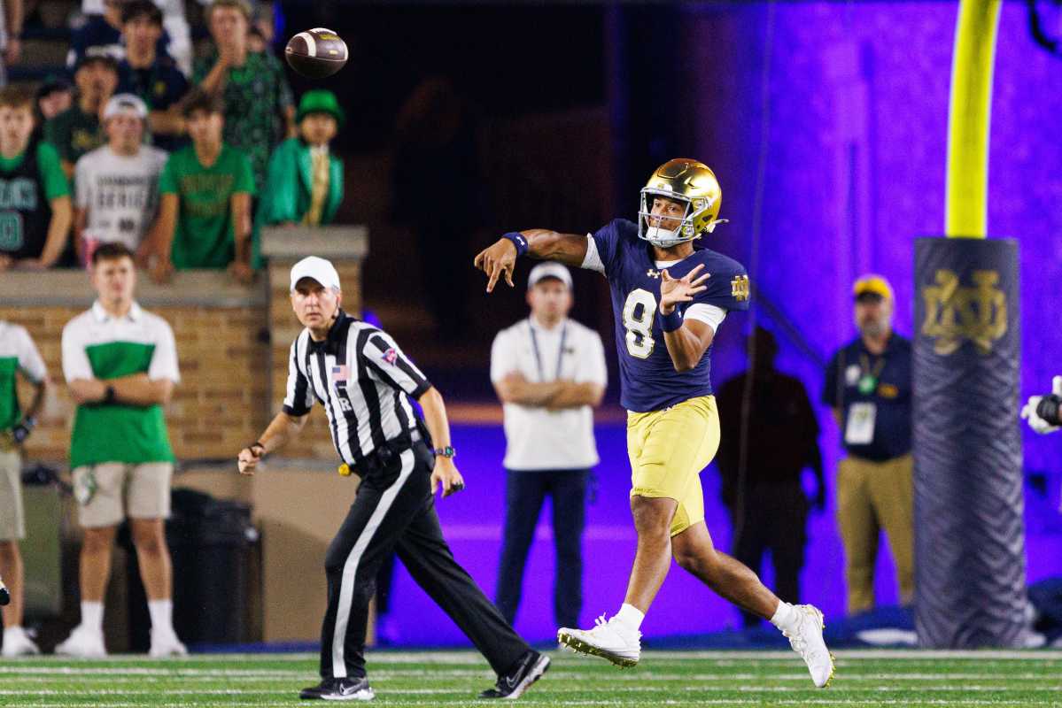 Transfer portal outlook for former Notre Dame QB Kenny Minchey may have just gotten a whole lot clearer following latest news<br><br>