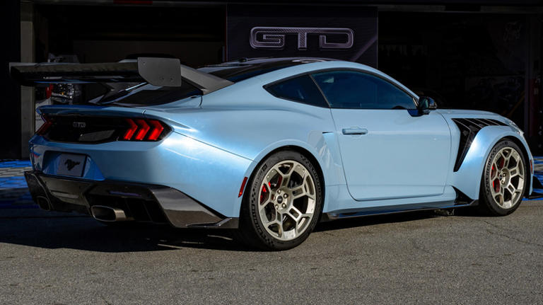 Ford says owners shouldn't drive their new Mustang GTD for a month ...