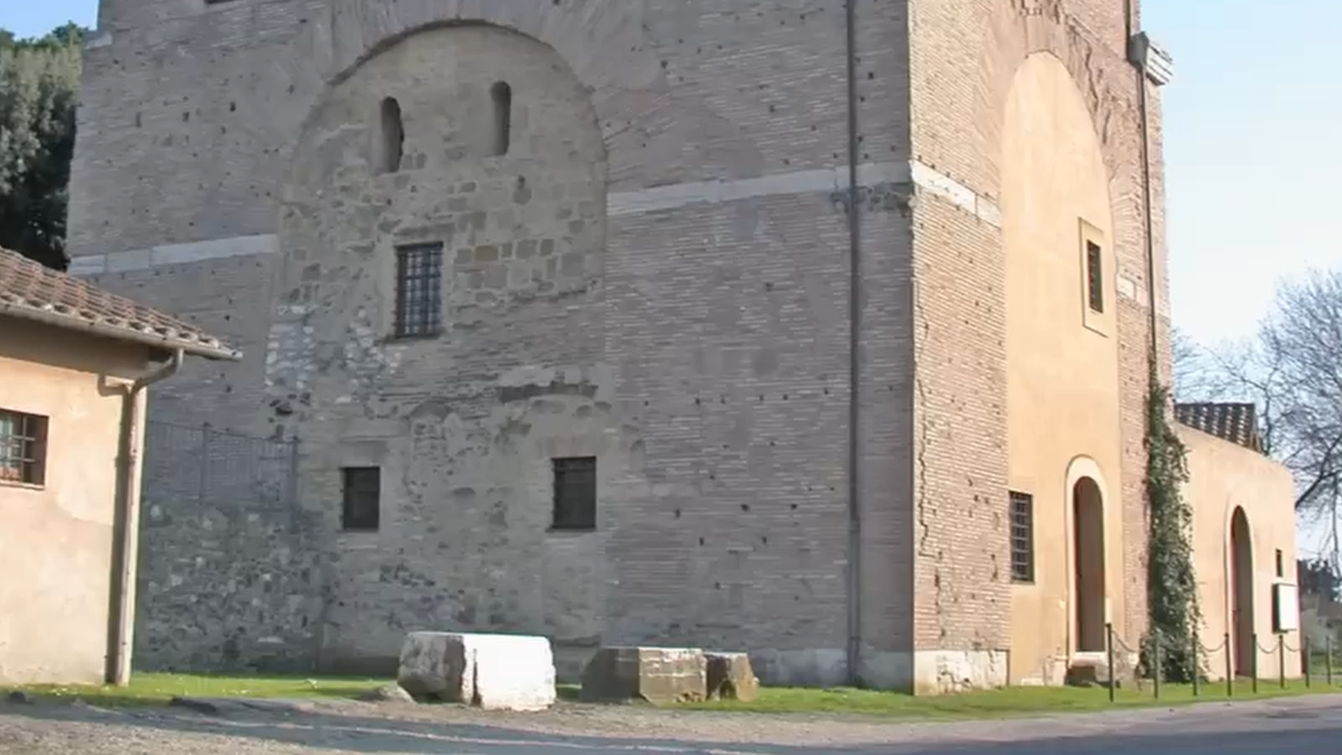 You walk past Roman history every day in Rome (here's how to see it)