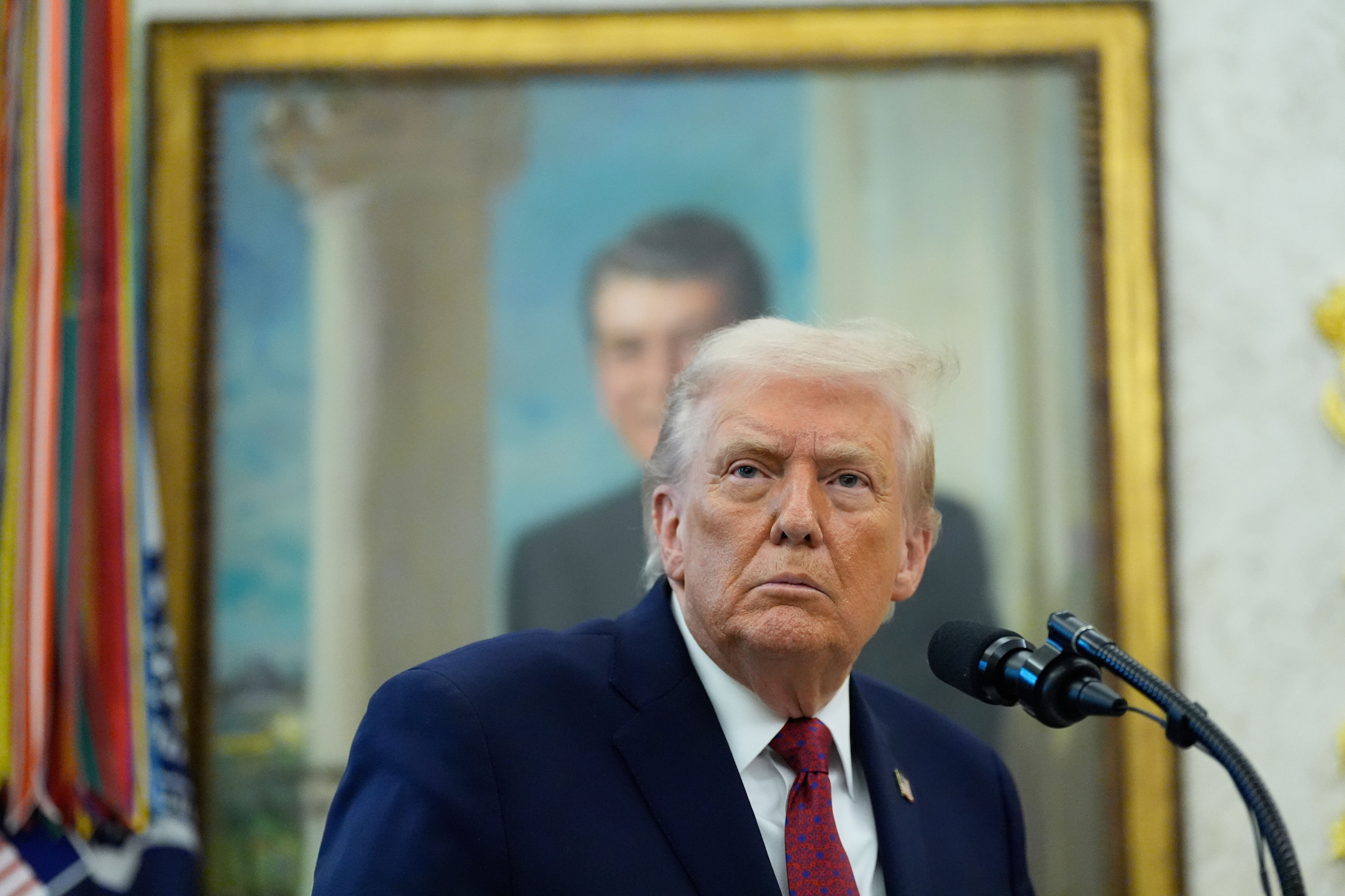 Delayed jobs report is blow to Trump