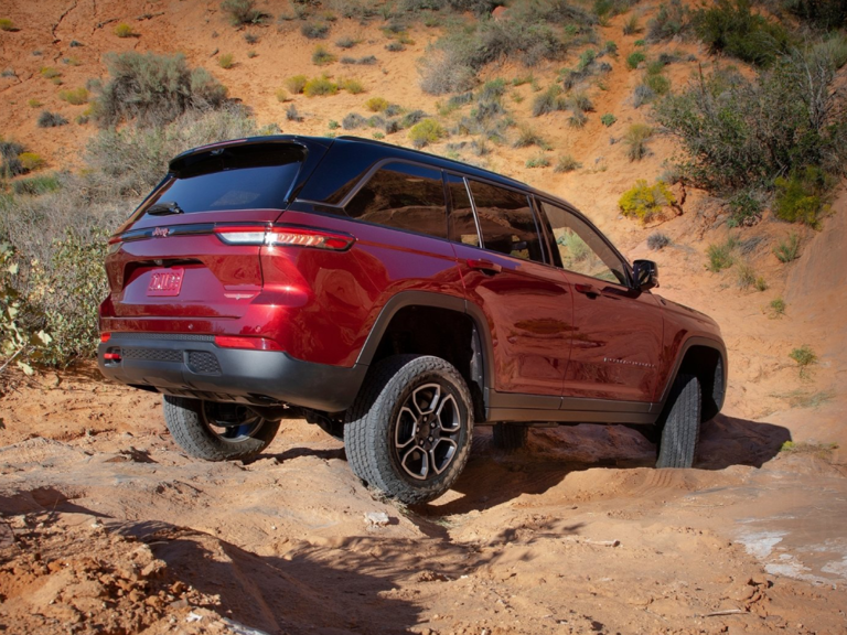 Federal safety agency reopens Jeep Grand Cherokee recall after owner ...