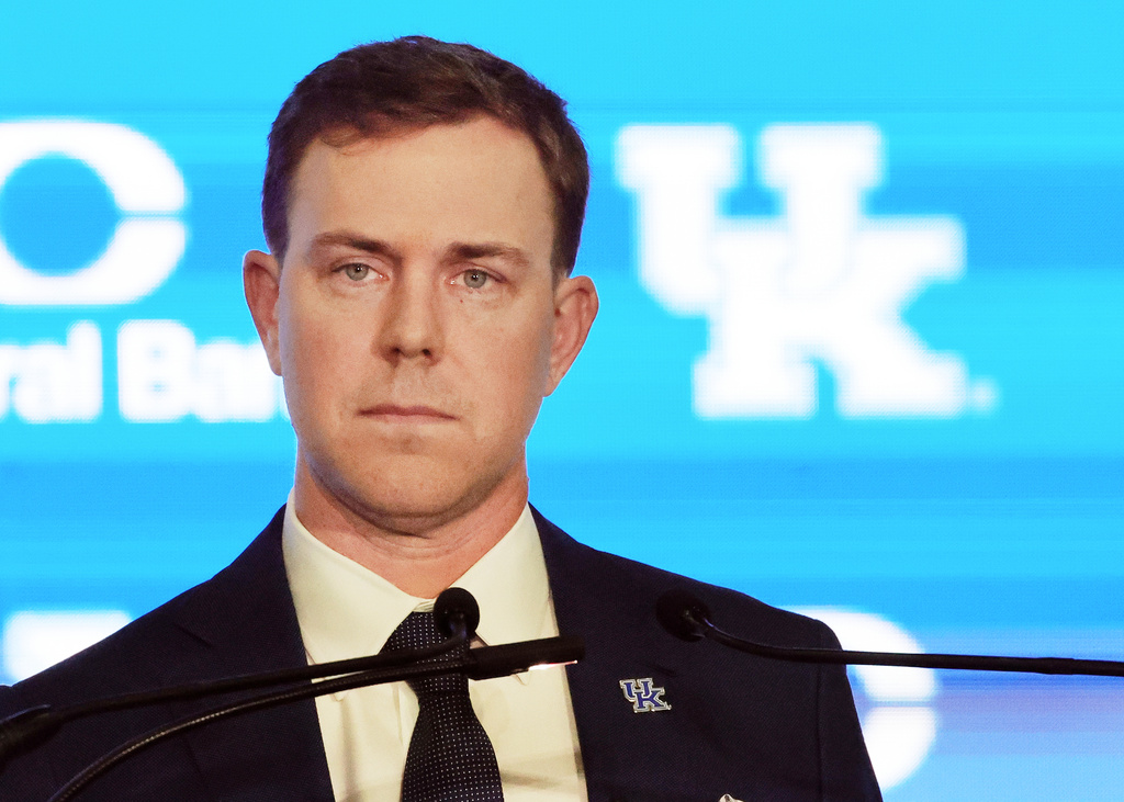 New Kentucky coach Will Stein brings Pat Biondo with him from Oregon to be GM<br><br>