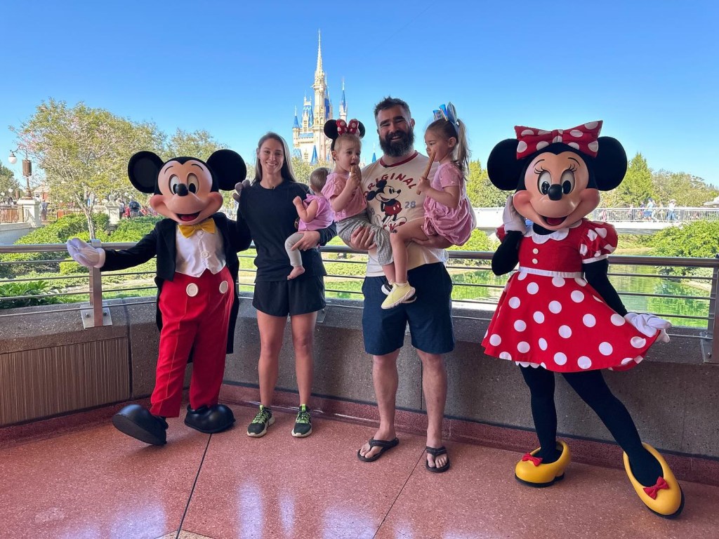The dad of four is prioritizing family time in 2026. jason.kelce/Instagram