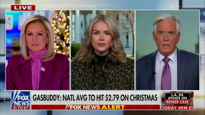 Karoline Leavitt cornered by Fox News over Susie Wiles tell-all<br><br>