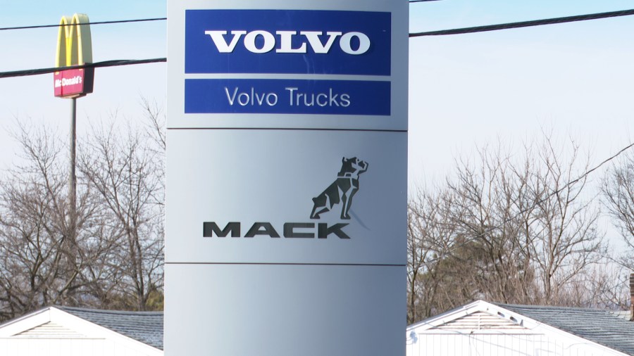Layoffs imminent at Volvo Mack Trucks plant<br>
