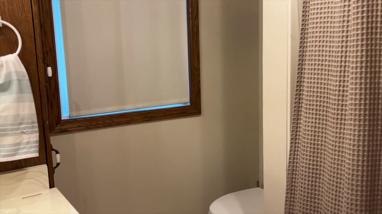 Bathroom window privacy