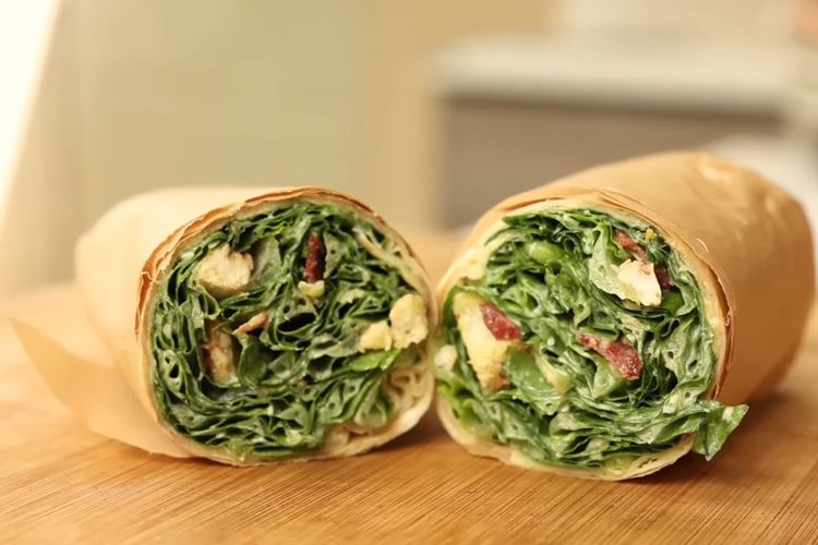 Resep Chicken Caesar Salad Praktis dan Lezat ala Chef Devina