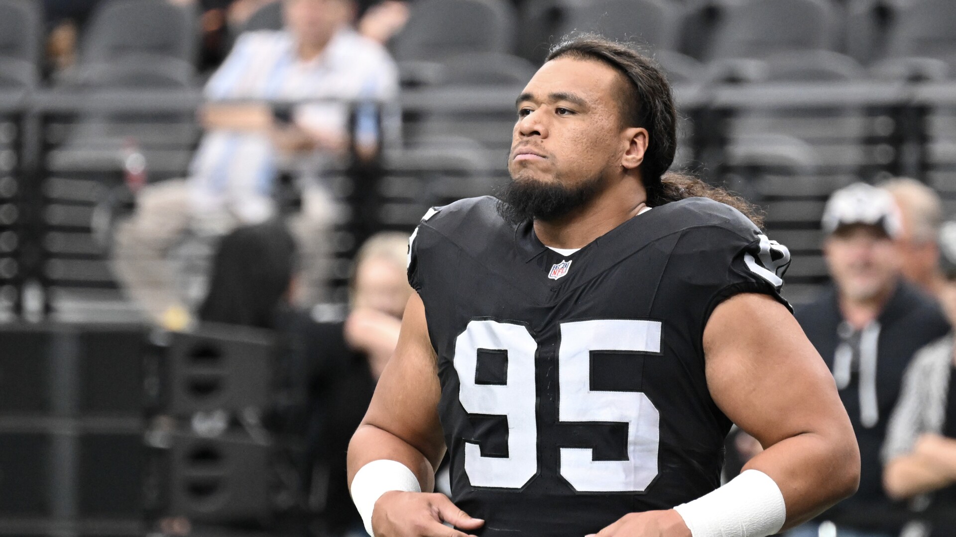 Raiders releasing DT Leki Fotu