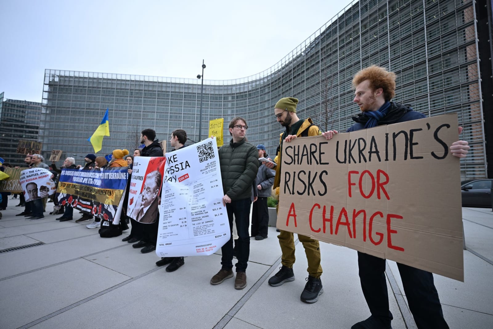 Talks on reparations loan for Ukraine continue as key summit approaches