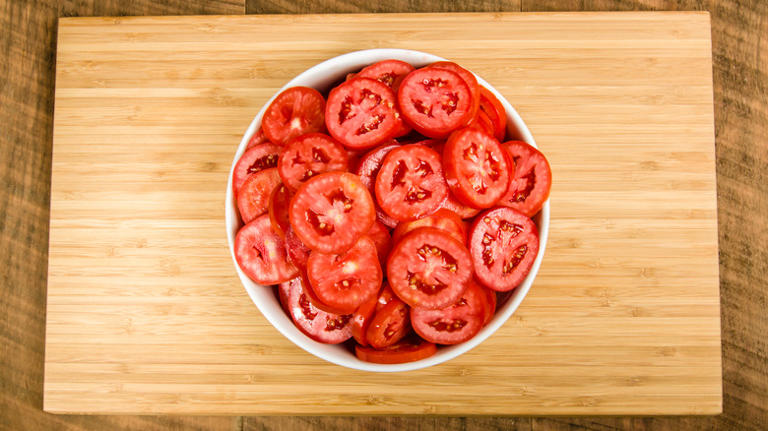 How to sweeten unripe tomatoes with just 2 easy additions