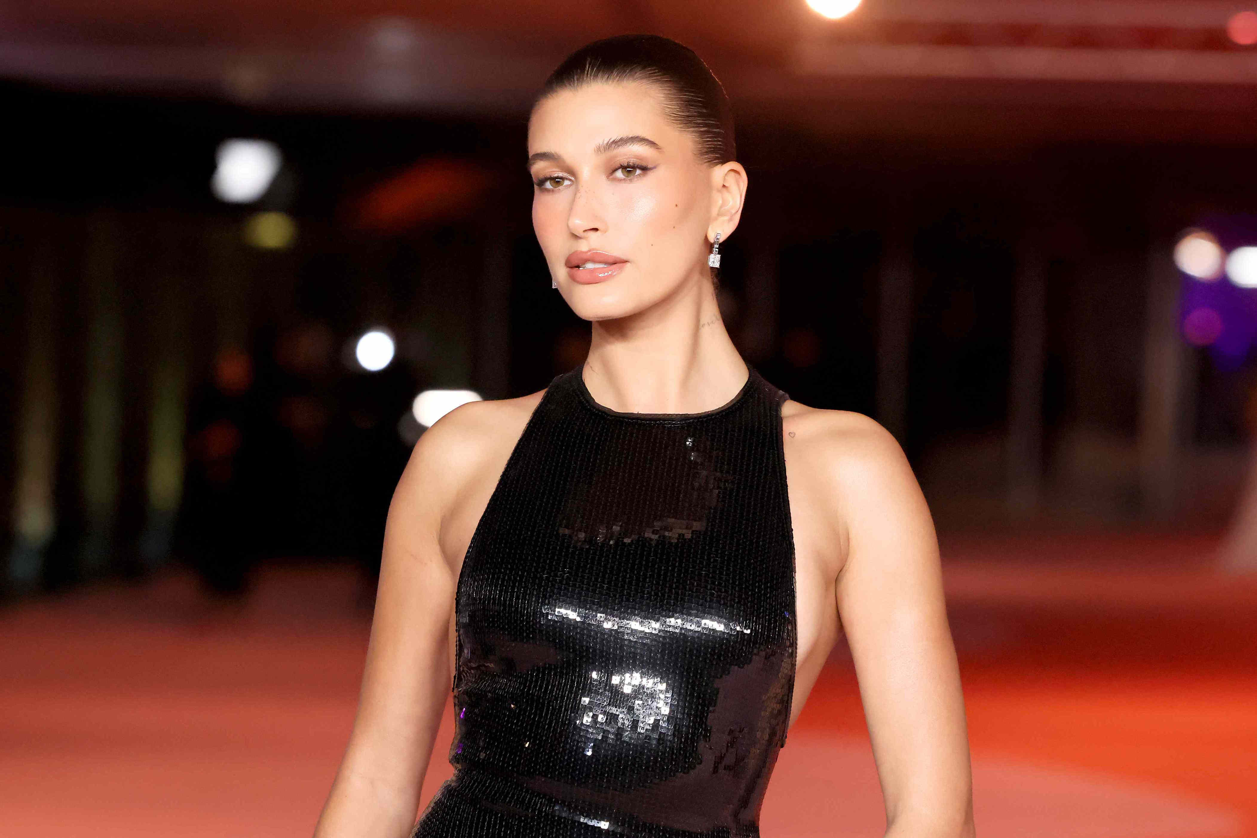 Hailey Bieber’s new it-girl bob is the cut everyone will ask for in 2026