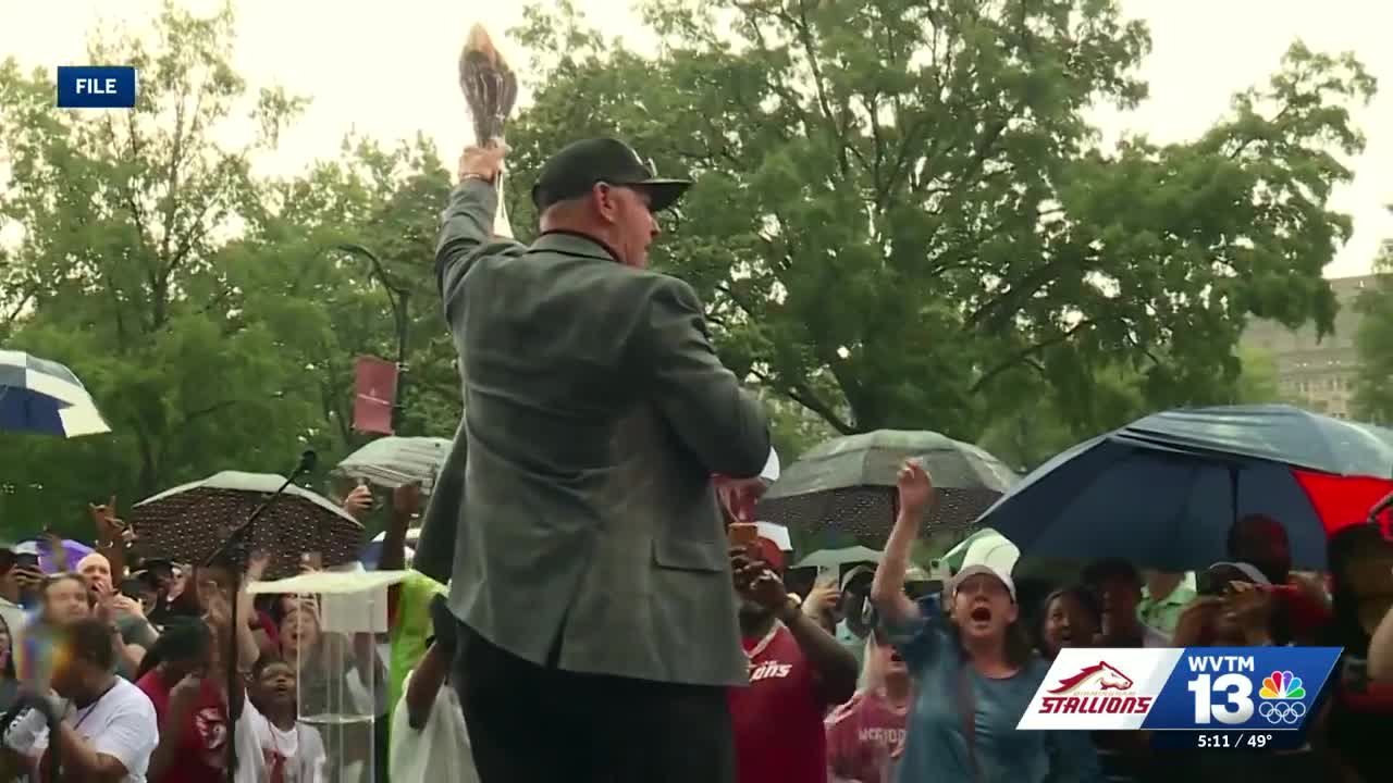 Skip Holtz steps down as Birmingham Stallions head coach