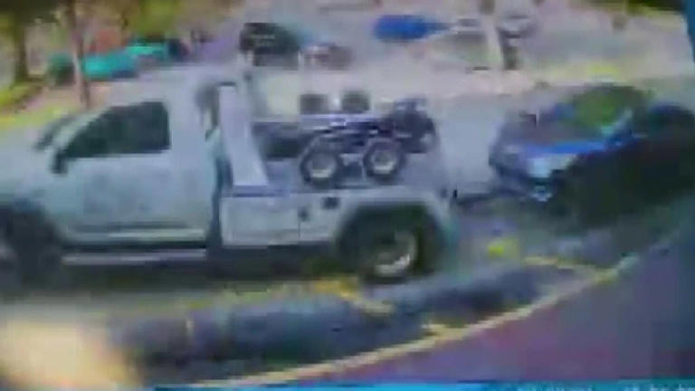 Driver arrested for allegedly towing car with 4-year-old inside outside ...