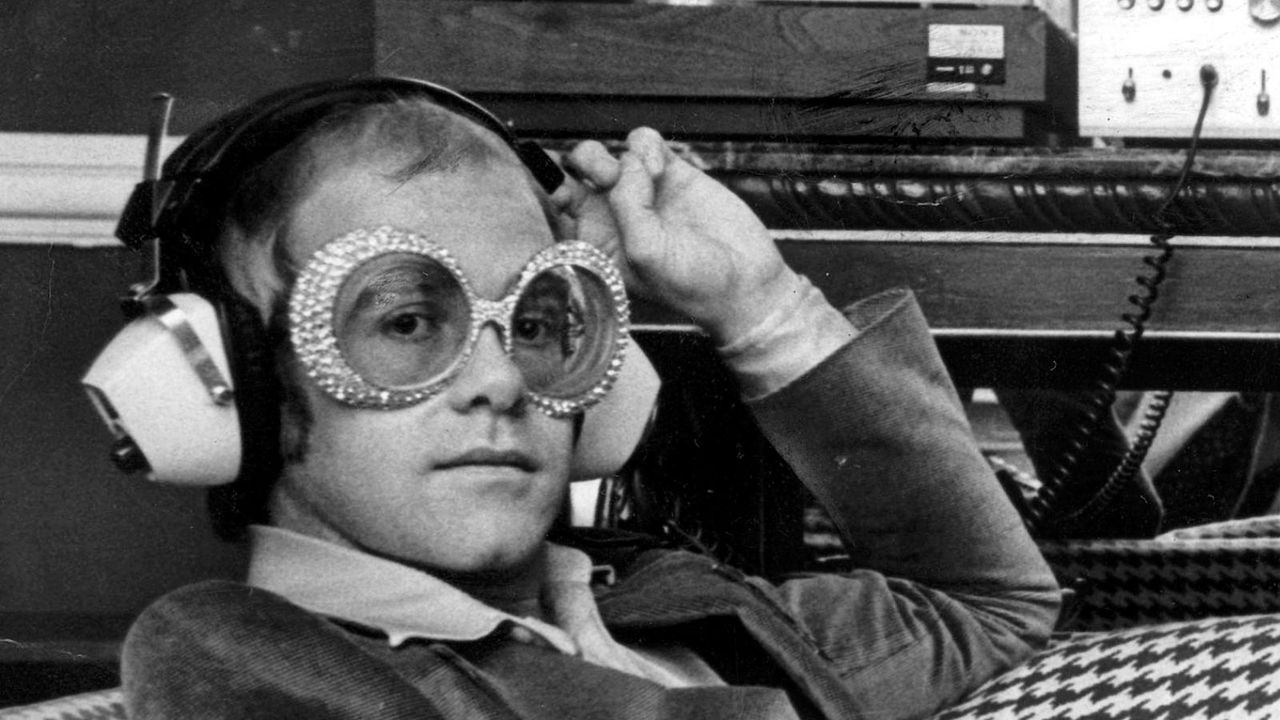 50 years later, Elton John's British heritage sofa is equally timeless ...