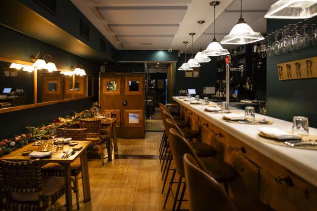 El restaurante de El Raval que sigue ofreciendo la mejor alta cocina de ...