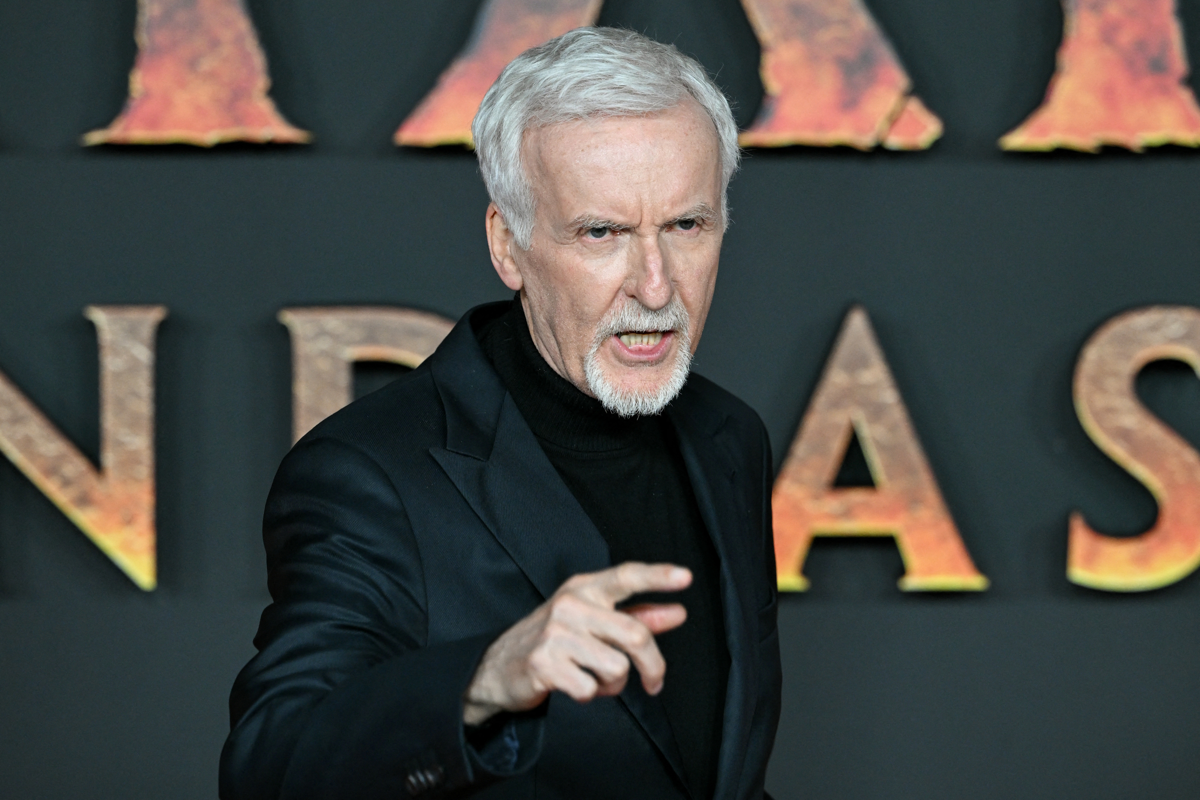 James Cameron becomes billionaire on back of blockbuster success