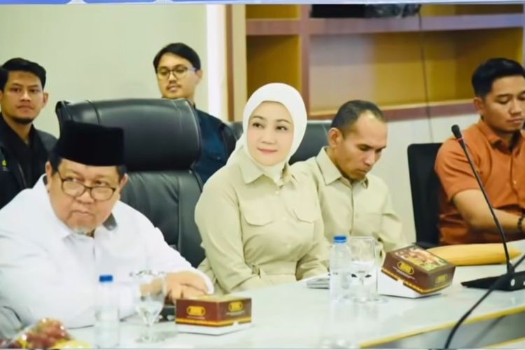 Di Tengah Persoalan Perceraian, Atalia Praratya Tetap Aktif di DPR