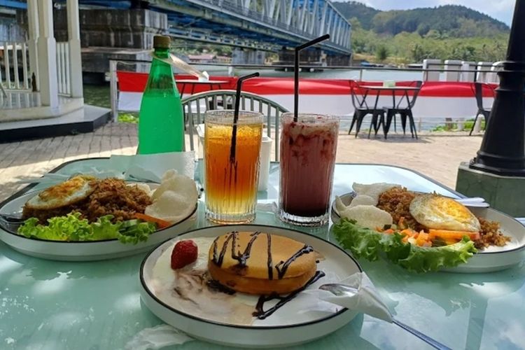 Rasa Kebasen: 10 Tempat Makan Terdekat Paling Disukai