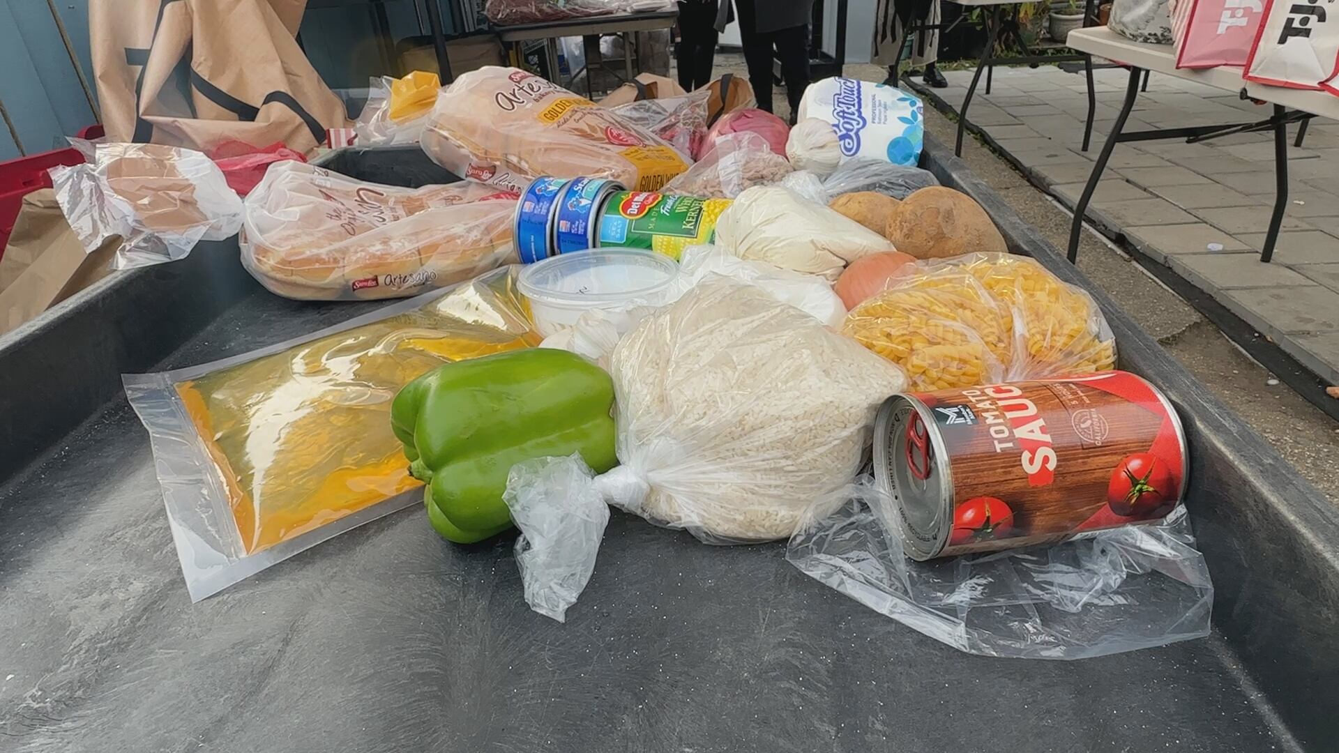 Nonprofit Delivers 1 300 Meals For Migrant Families During Catahoula Crunch