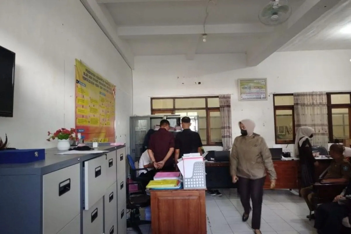 Kasus Korupsi Bansos Terungkap, Kejari Geledah Kantor Dinsos Ponorogo