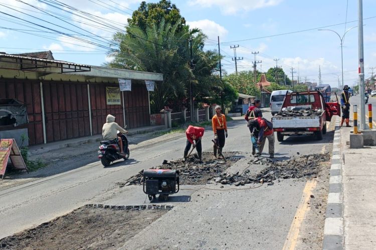 Jalan Aspal atau Beton, Mana yang Lebih Awet?