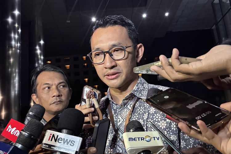 KPK Amankan Dokumen Saat Penggeledahan Kantor dan Rumah Bupati Lampung Tengah