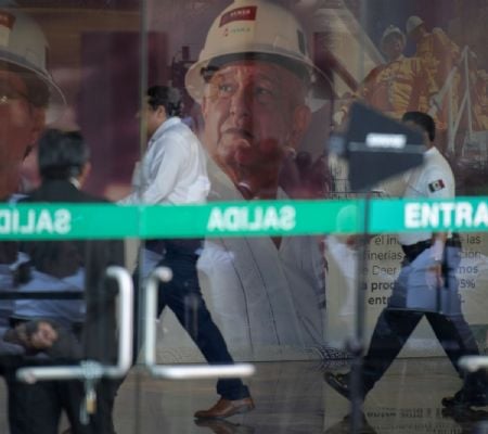 AMLO apoyó con 3 billones de pesos a Pemex y sigue como la más ...