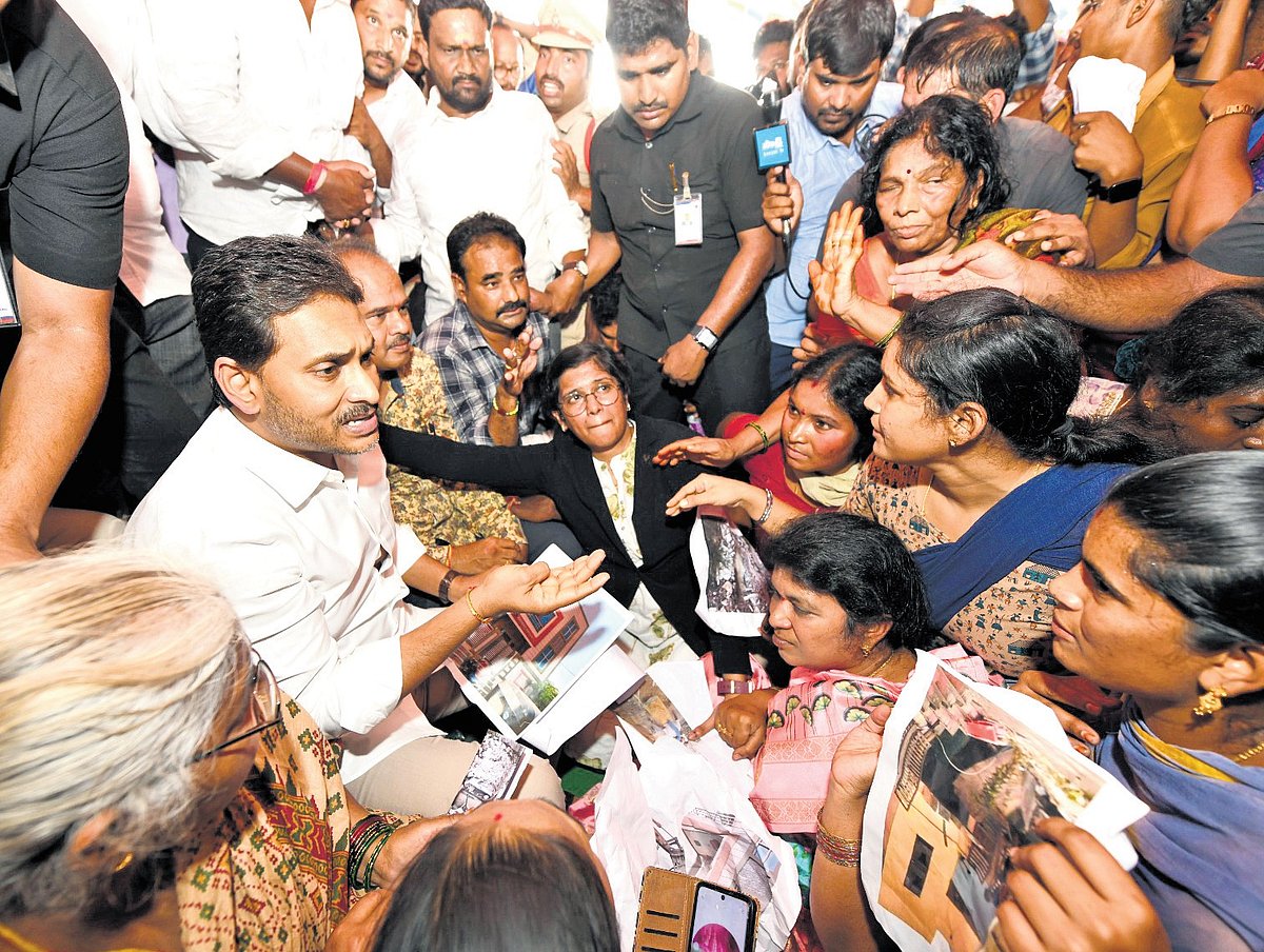 Joji Nagar house razing: Jagan seeks CBI probe