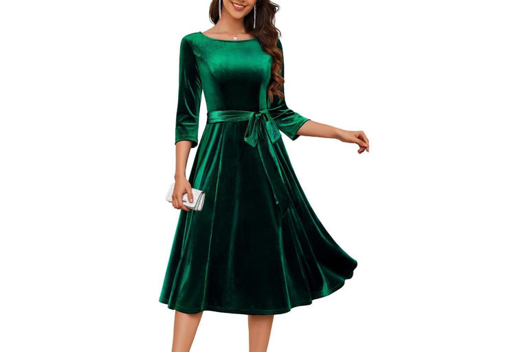 green emerald velvet dress 3 Stunning Amazon Dresses I Tried for a Fall Wedding (And the ONE I Wore!) main image 0