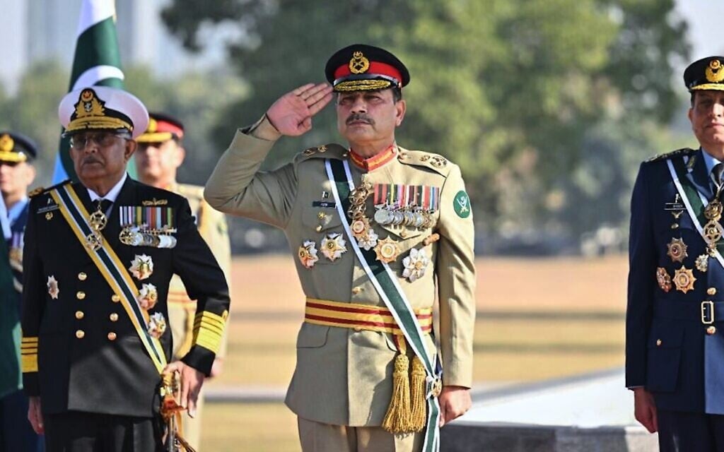 US presses Pakistan to join Gaza force, testing powerful military chief ...