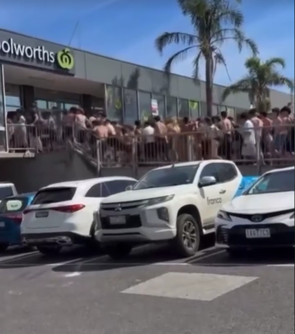 Arrest made, police use capsicum spray after youths storm supermarket