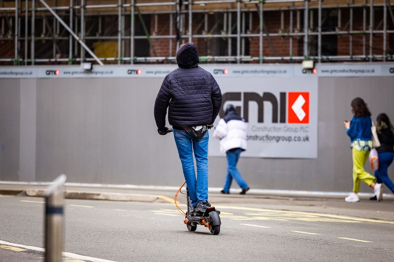 Nottingham e-scooter rider attacked and robbed by six-strong gang
