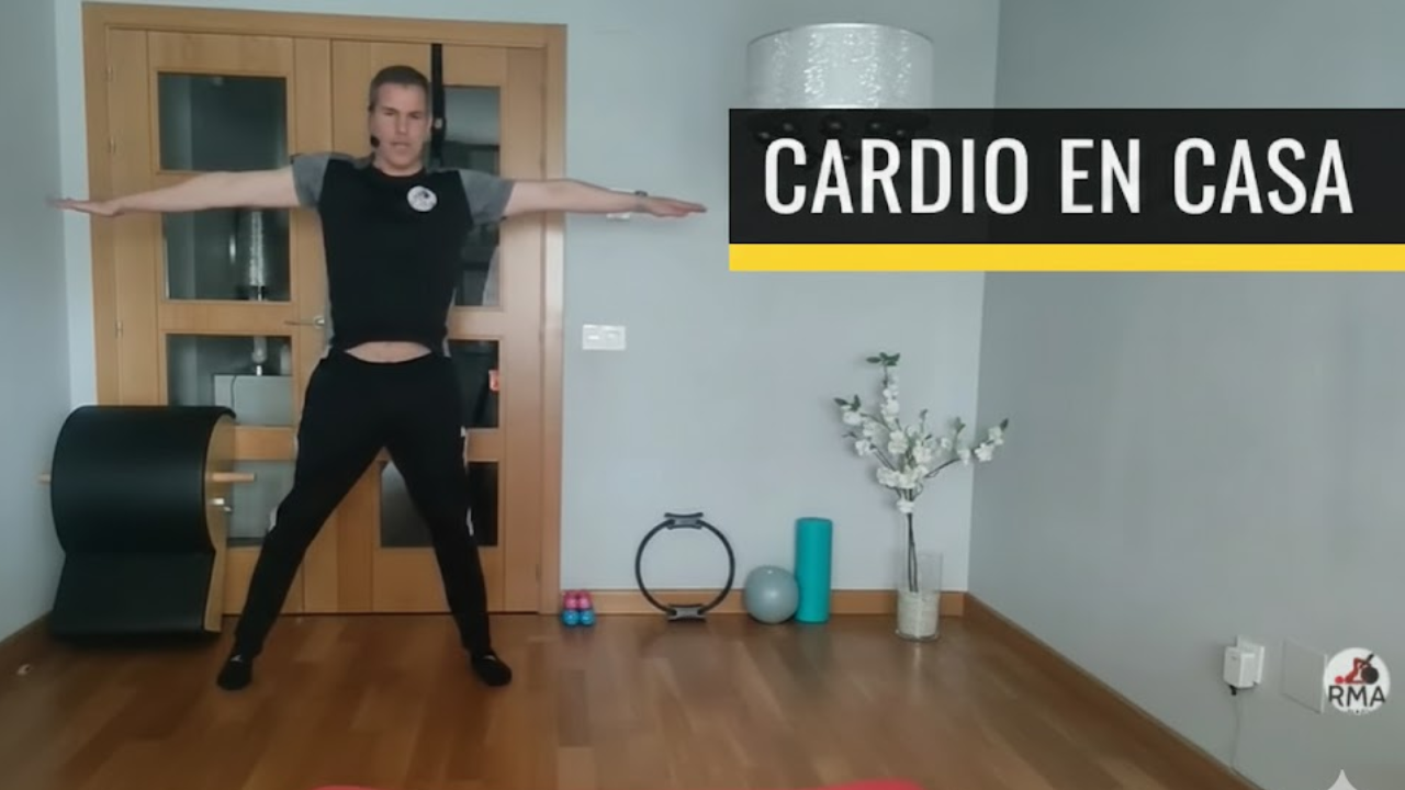 Pilates para principiantes en casa: ejercicios de suelo con reformer ...