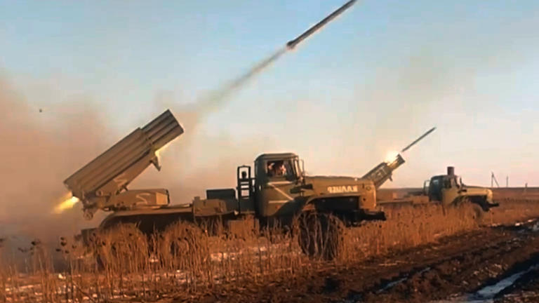 Ukraine war: US readies new Russia sanctions if Putin rejects peace deal