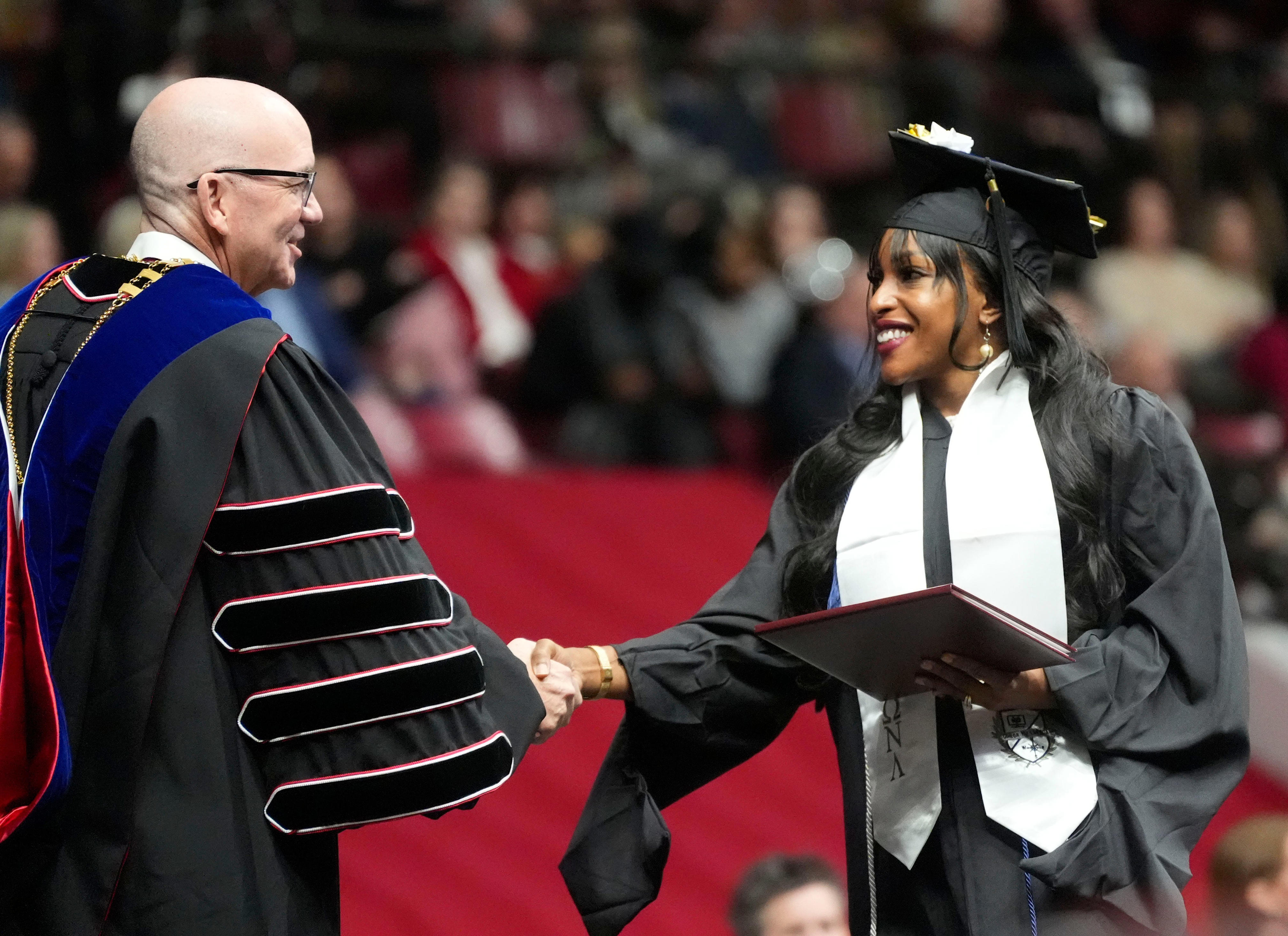 University of Alabama honors class of 2025 at fall graduation