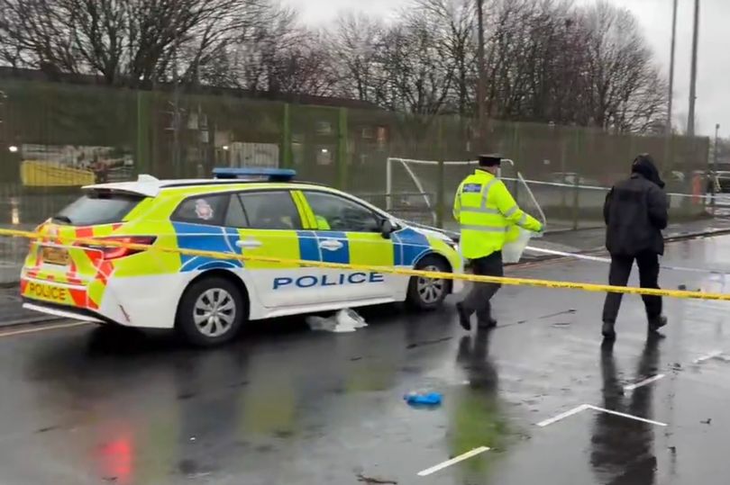 Bury primary school forced to close as cops swarm and people told to ...