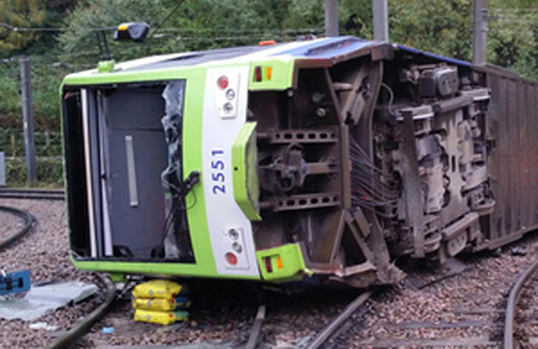 Train hit buffers at London Bridge after tired driver's 'microsleep'