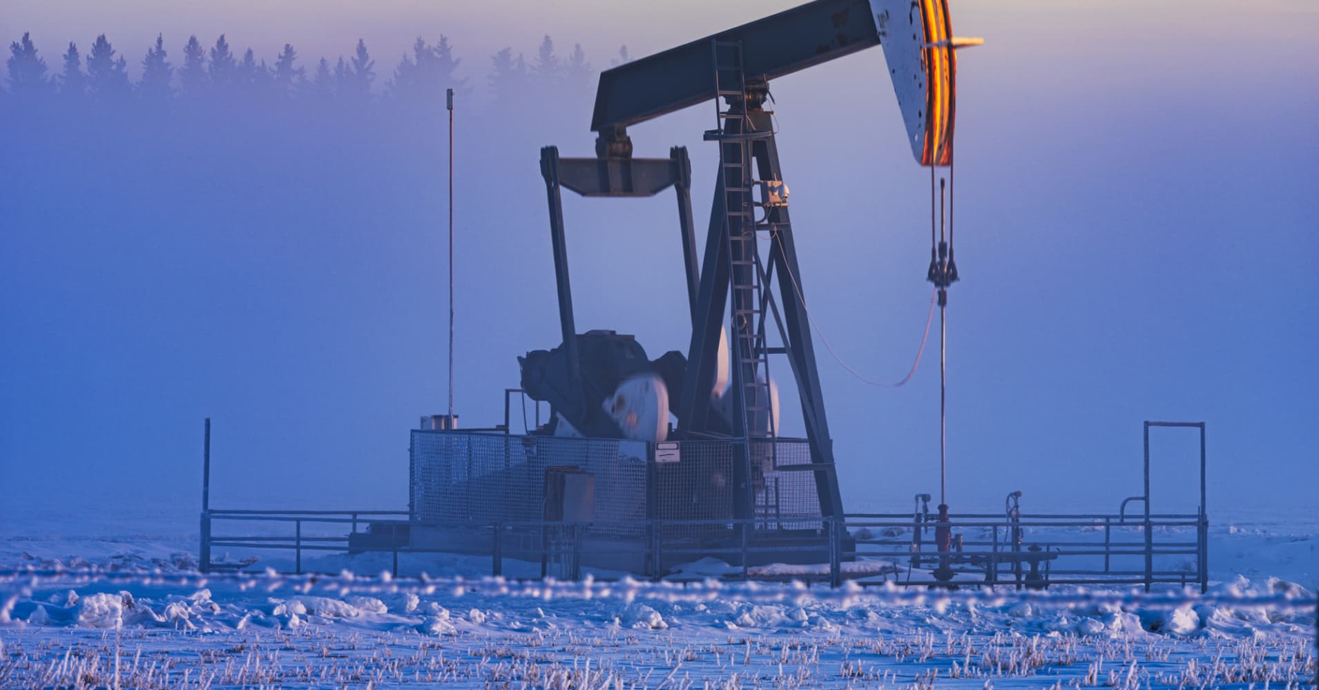 Oil rebounds from lowest levels since 2021 after Trump orders Venezuela oil tanker blockade<br><br>