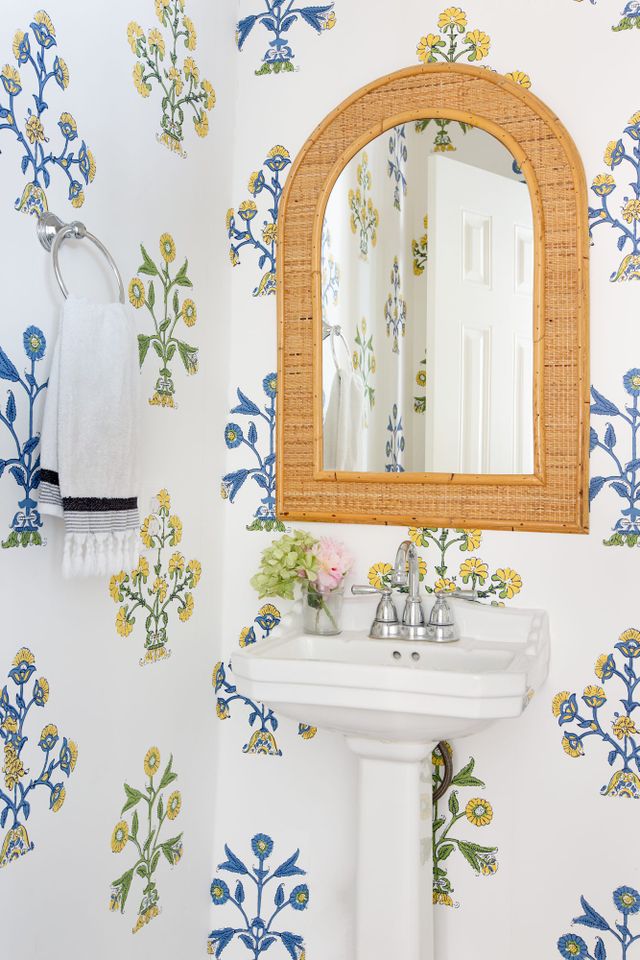 Floral bathroom wallpaper