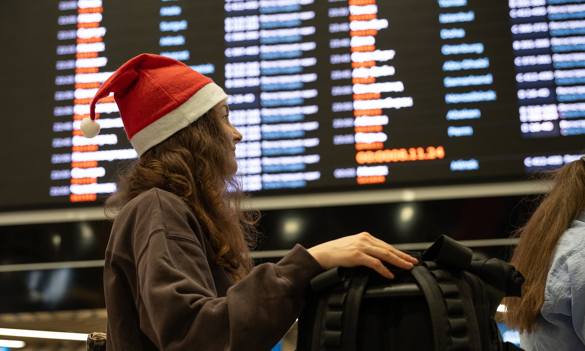 The worst time of day to fly this Christmas - and when to travel instead