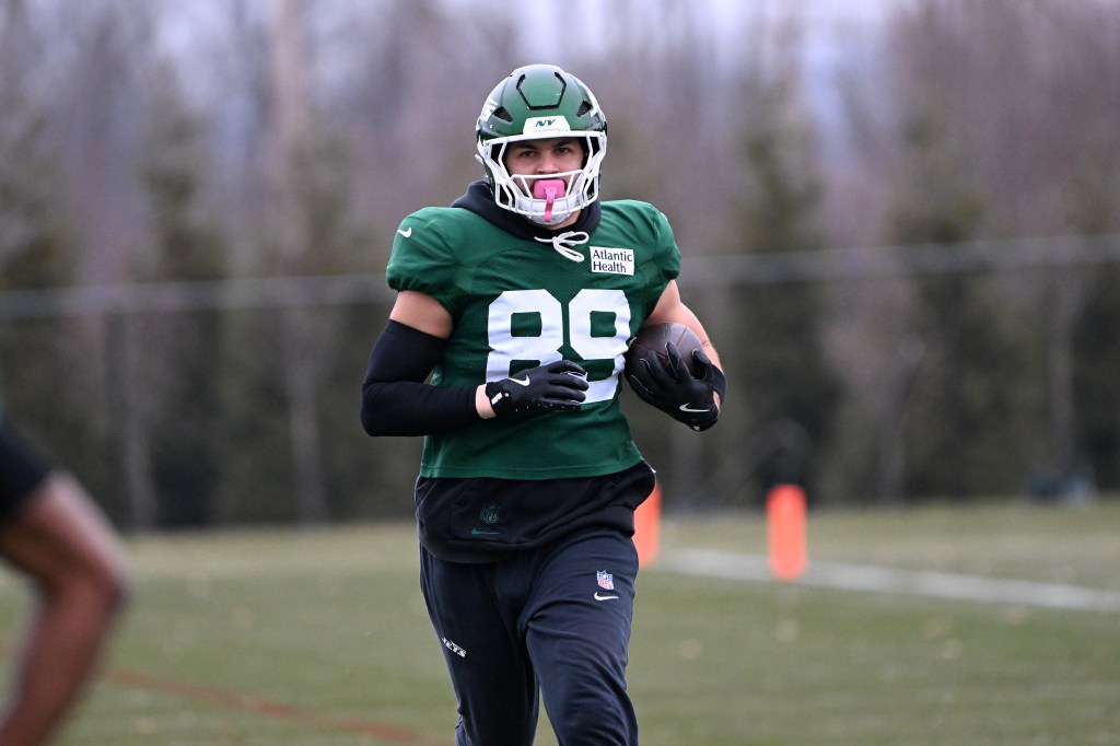 Jets extend Jeremy Ruckert on $10 million deal