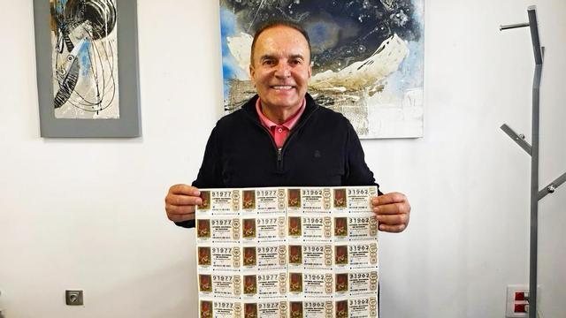 El alcalde de Tinajo vuelve a compartir la Lotería de Navidad con todos ...