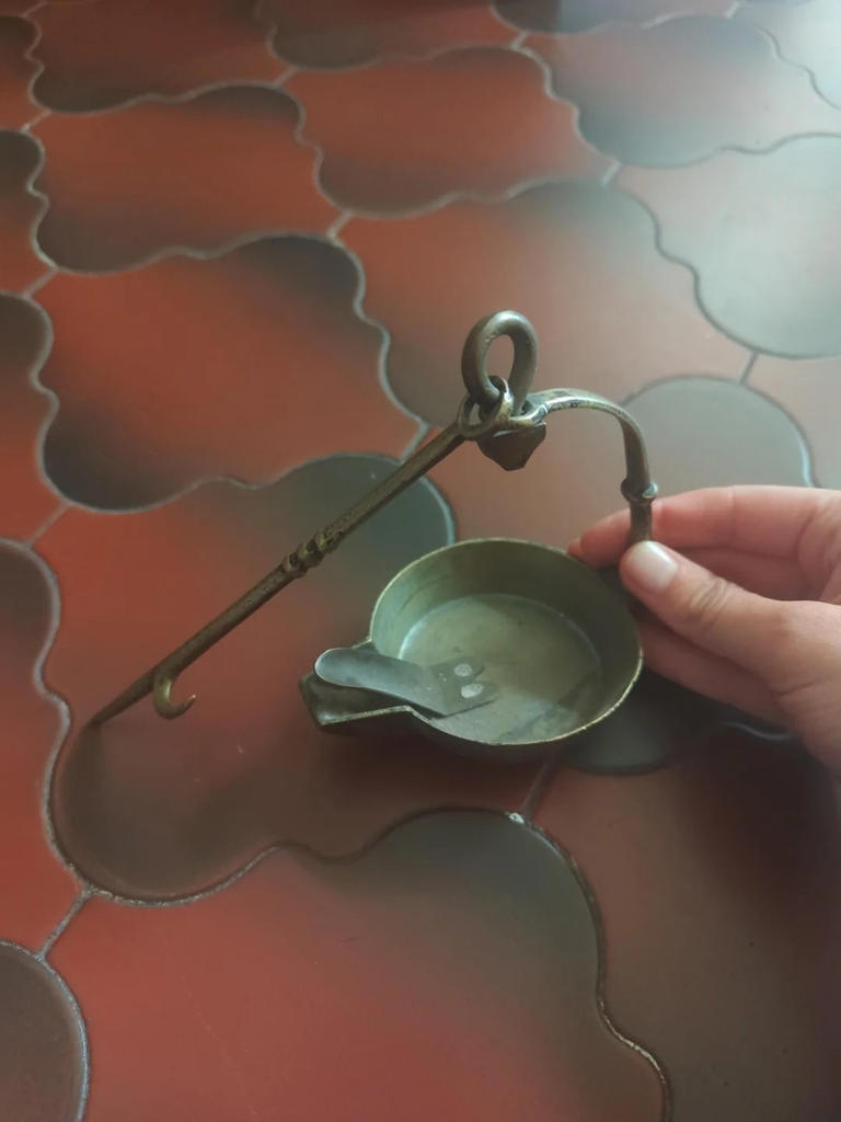 People had no idea what these 27 weird objects were until the internet ...