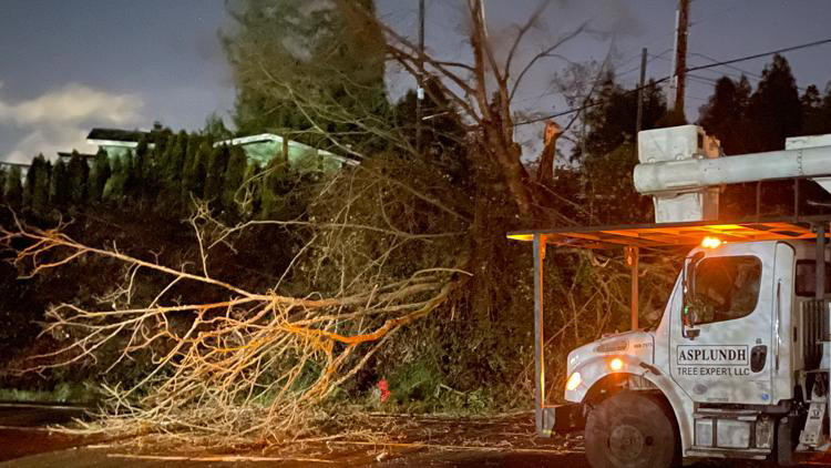 Around 165,000 still without power Wednesday night after high winds ...