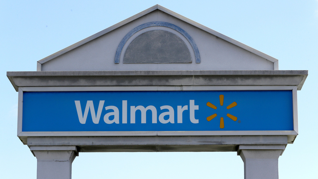 Woman charged after Mississippi Walmart shoppers say they found razor blades in loaves of bread<br><br>