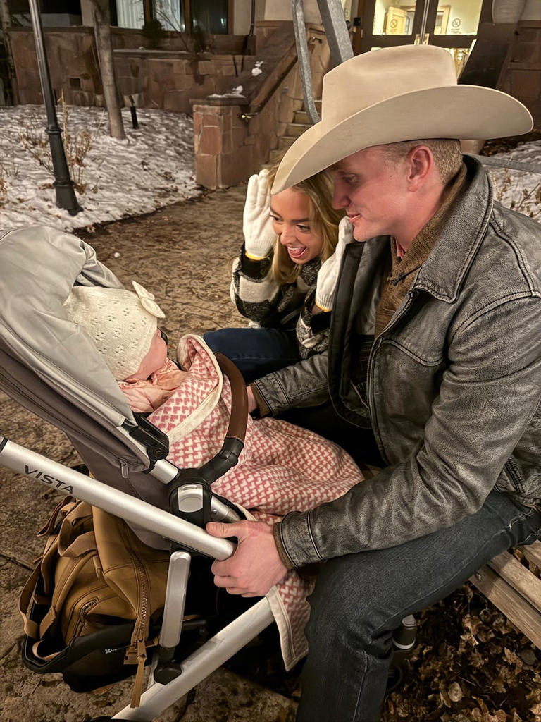 See pics of all the cute couples from Ree Drummond's family trip to ...