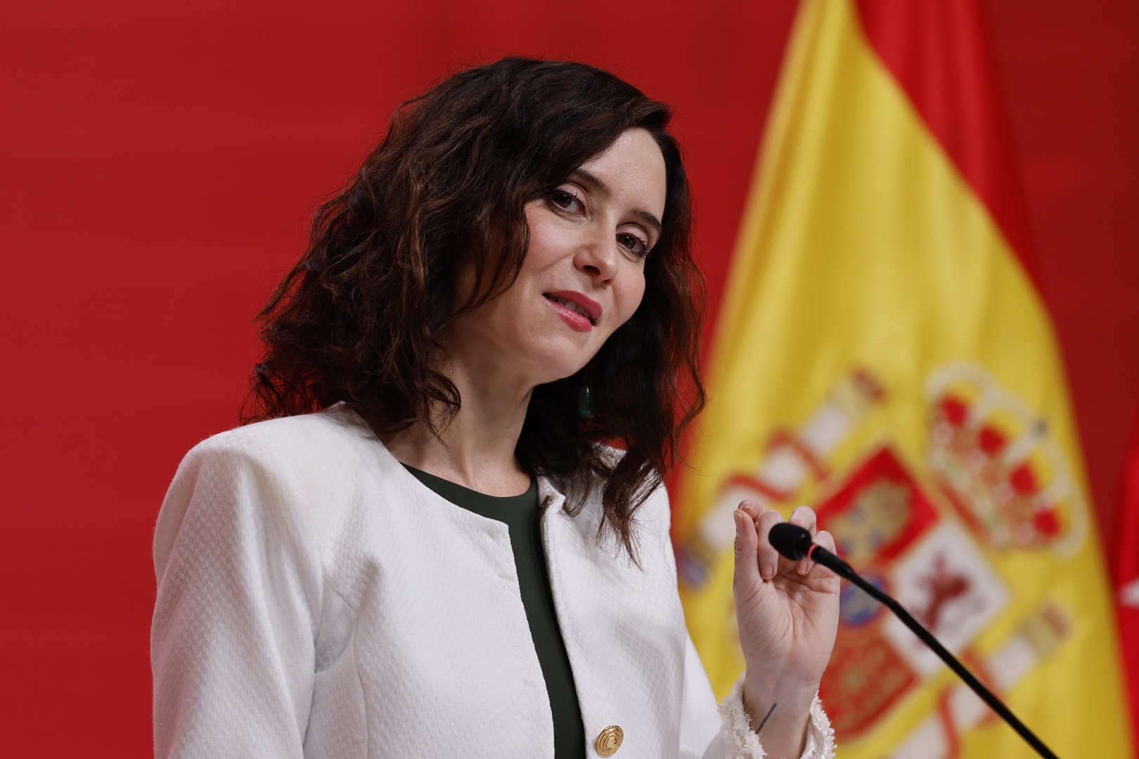 Ayuso acusa al Gobierno de Sánchez de tratar de desguazar e ...