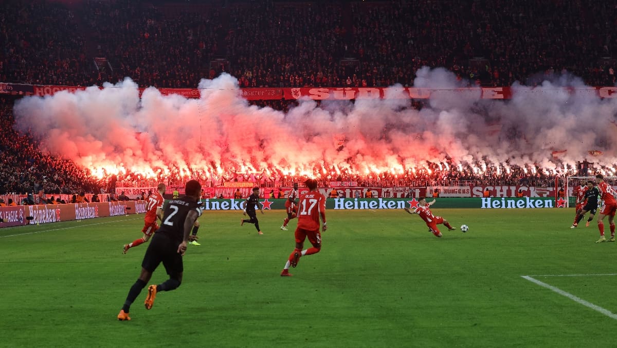 Pyro-Show in Königsklasse: UEFA verhängt Teilausschluss von Bayern-Fans